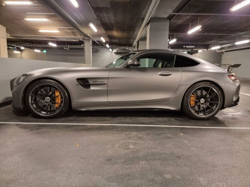 AMG GT R