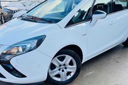 Opel Zafira 145.000 km 8.900 &euro; Hamburg 20537