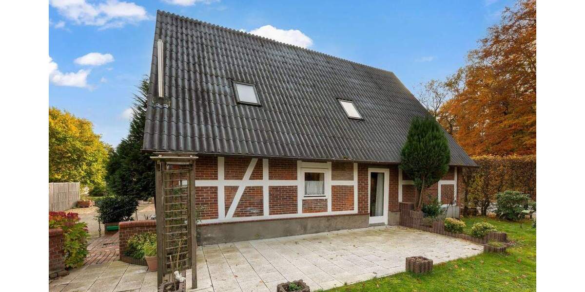 Charmantes Einfamilienhaus mit zwei Wohneinheiten und großem Entwicklungspotenzial! 5 zimmer