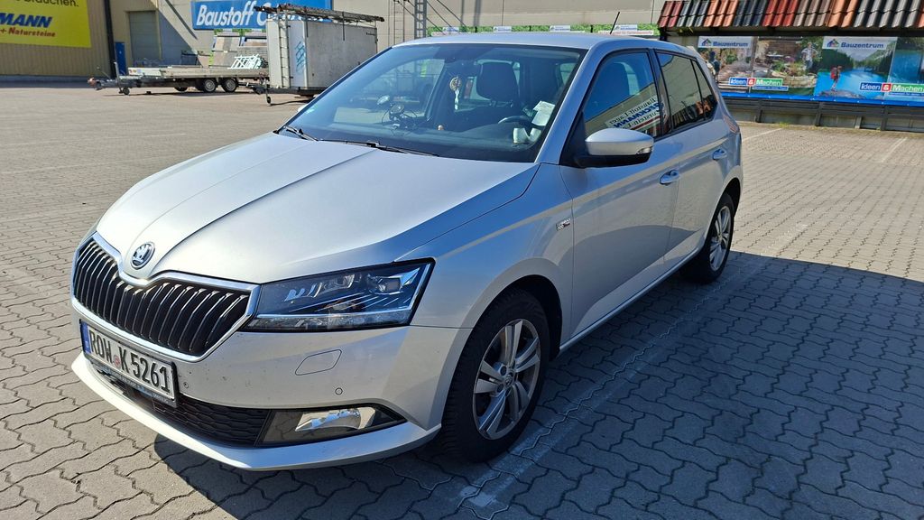 Skoda Fabia 89.000 km 11.999 &euro; Norderstedt 22851