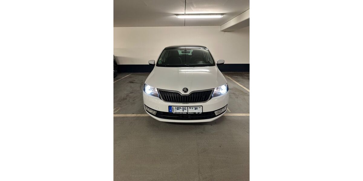 Skoda Rapid 72.000 km 9.900 &euro; Hamburg 20459