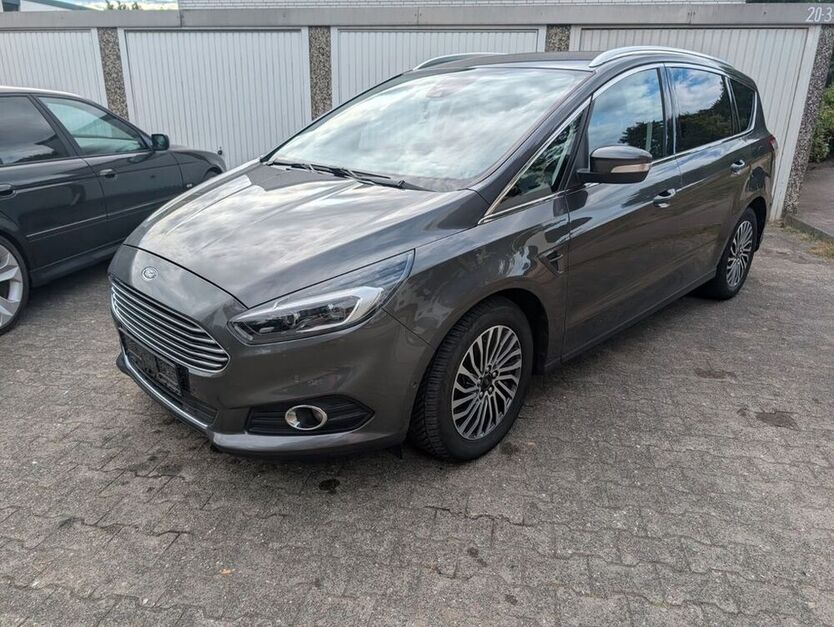 S-Max