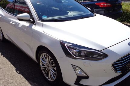 Ford Focus 211.316 km 6.450 &euro; Hamburg 22399