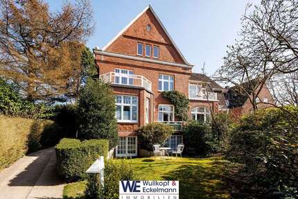 Haus zum Mieten in Hamburg 4.680 € 208 m²