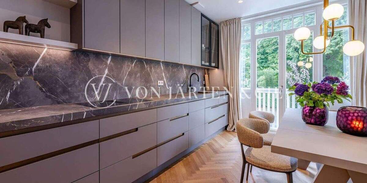 Klassisch. Komfort. Modern. Elbnah. 5 zimmer