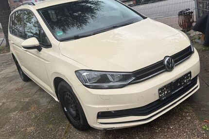 VW Touran 378.000 km 4.290 &euro; Hamburg 22113