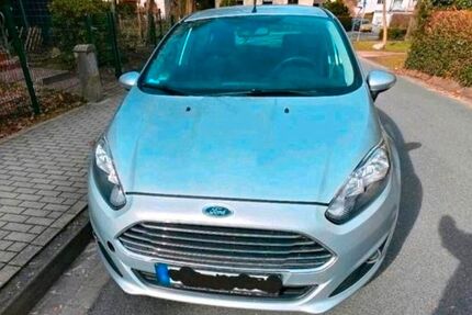 Ford Fiesta 145.000 km 4.800 &euro; HAMBURG 21703