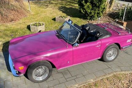 Triumph TR6