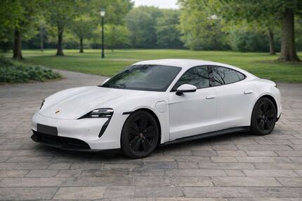 Porsche Taycan 32.000 km 55.900 &euro; Hamburg 21035