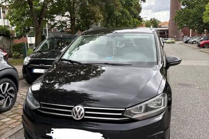 VW Touran 212.000 km 9.990 &euro; Hamburg 21029
