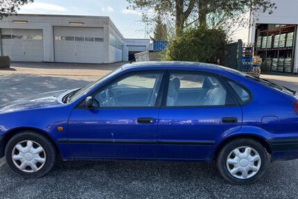 Toyota Corolla 169.982 km 3.690 &euro; Barsbüttel 22885