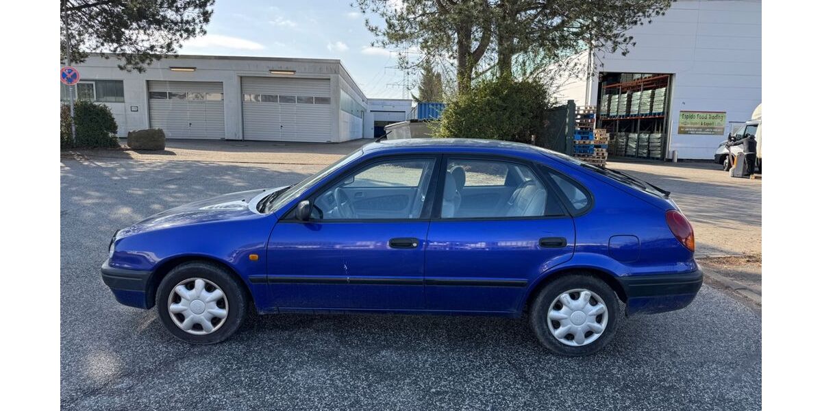 Toyota Corolla 169.982 km 3.890 &euro; Barsbüttel 22885