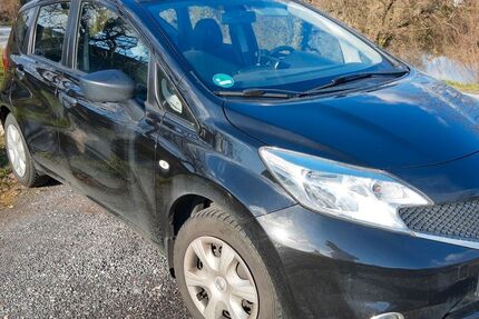 Nissan Note 181.000 km 5.200 &euro; Hamburg 21035