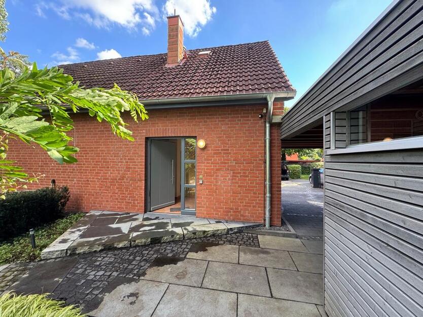 Möbliertes Einfamilienhaus, Norderstedt, befristet (6–12 Monate)
