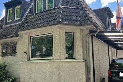 21.600 € Nettokalt-Miete !!! Ebenerdig, modern, alleinige Grundstücksnutzung ca. 450 m², EG im ZFH, 3x Stellpl., 2x Carportpl. 4 zimmer