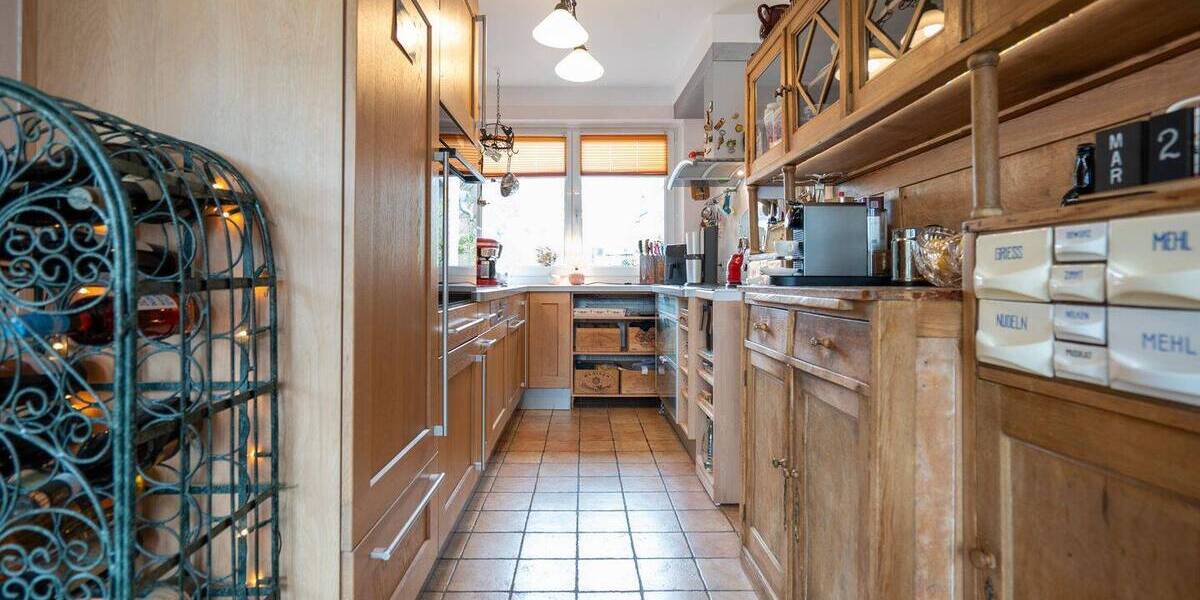 Mehrfamilienhaus, Wohnhaus Hamburg Rahlstedt - 9 Zimmer, 269 m&sup2;, 750.000&euro; | Angebot:26698011