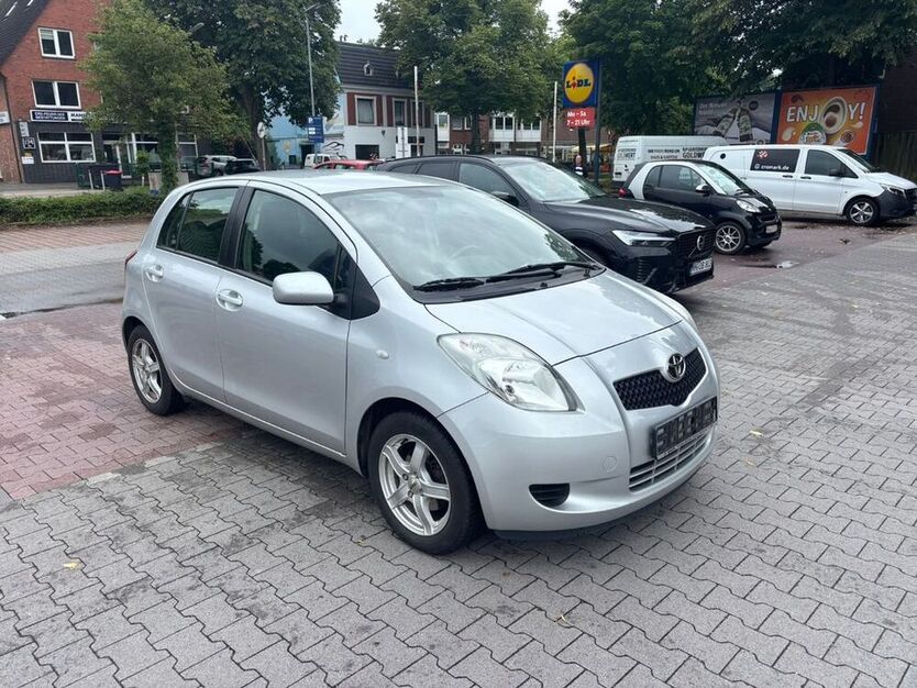 Yaris