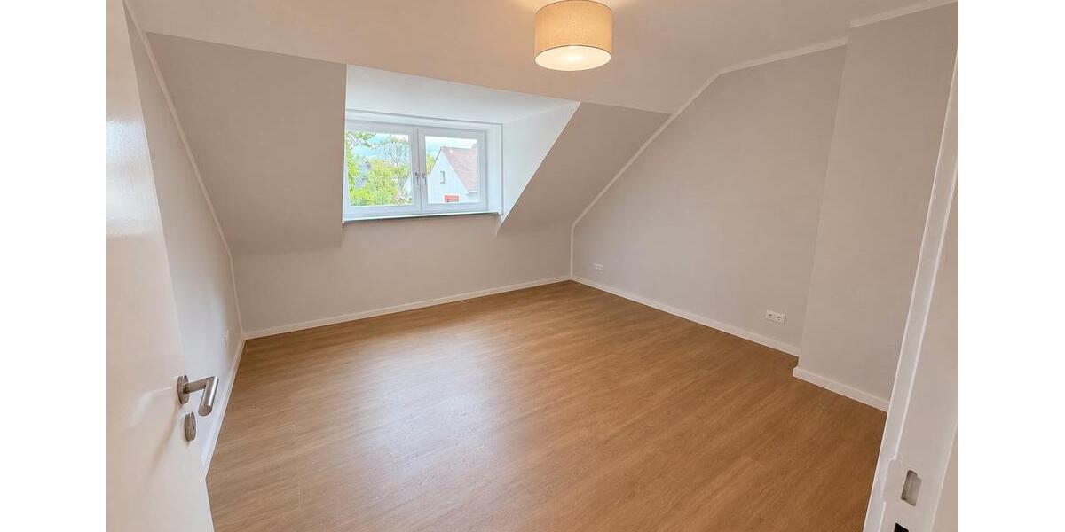 Dachgeschoßwohnung Ahrensburg - 2 Zimmer, 51 m&sup2;, 248.000&euro; | Angebot:26705127