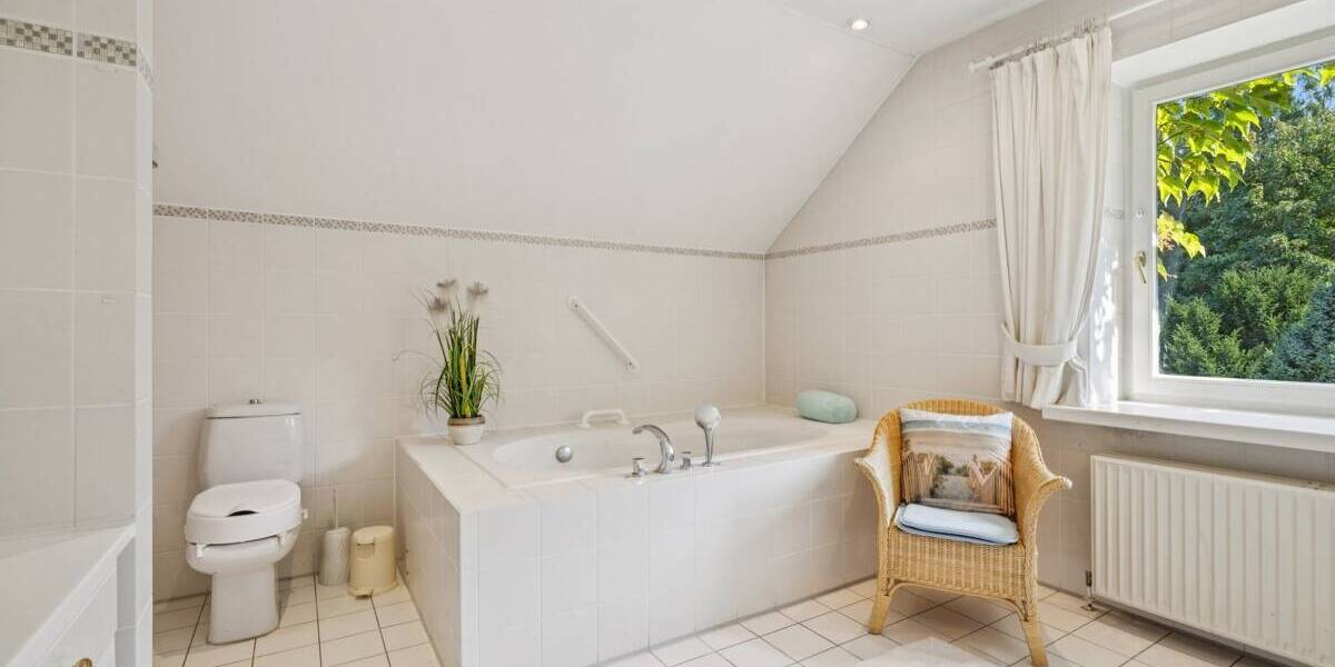 Einfamilienhaus Norderstedt Harksheide - 5 Zimmer, 249 m&sup2;, 985.000&euro; | Angebot:26388878