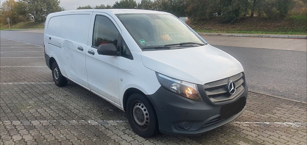Mercedes-Benz Vito 38.000 km 11.750 € Hamburg 22592