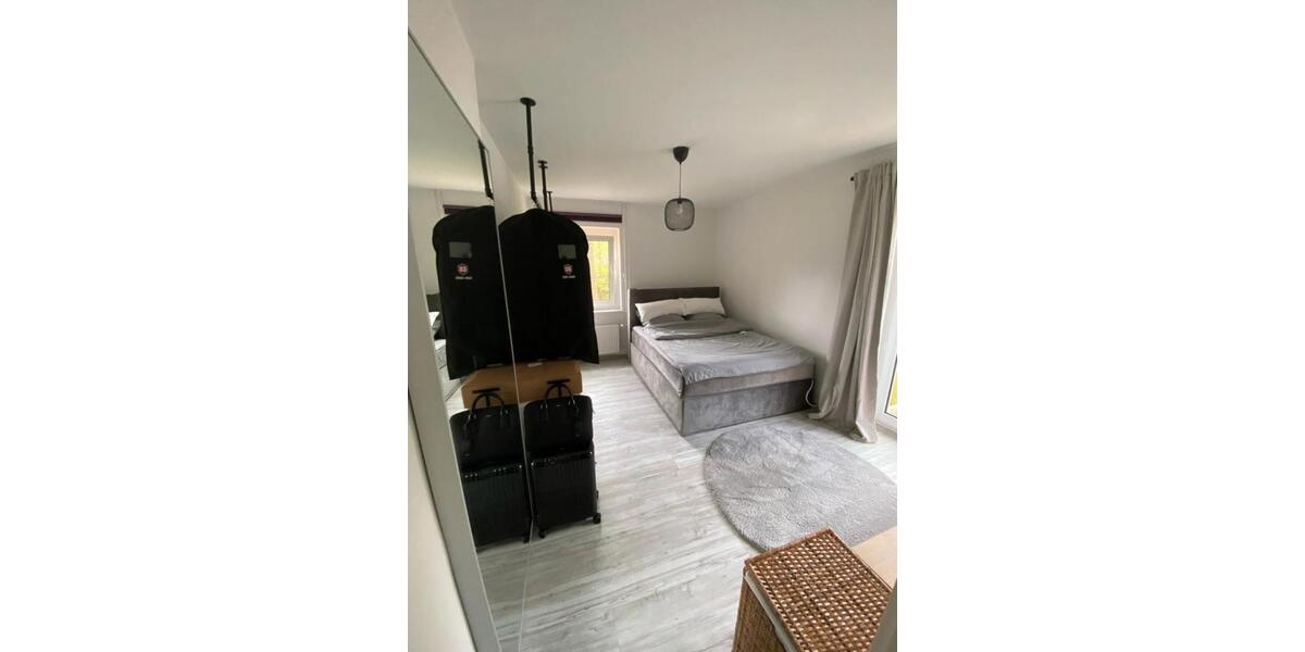 Hochparterre Hamburg Barmbek-Süd - 2 Zimmer, 50 m&sup2;, 270.000&euro; | Angebot:26408121
