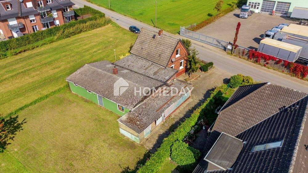 Grundstück mit Altbestand - ideal für Neubebauung 6 zimmer