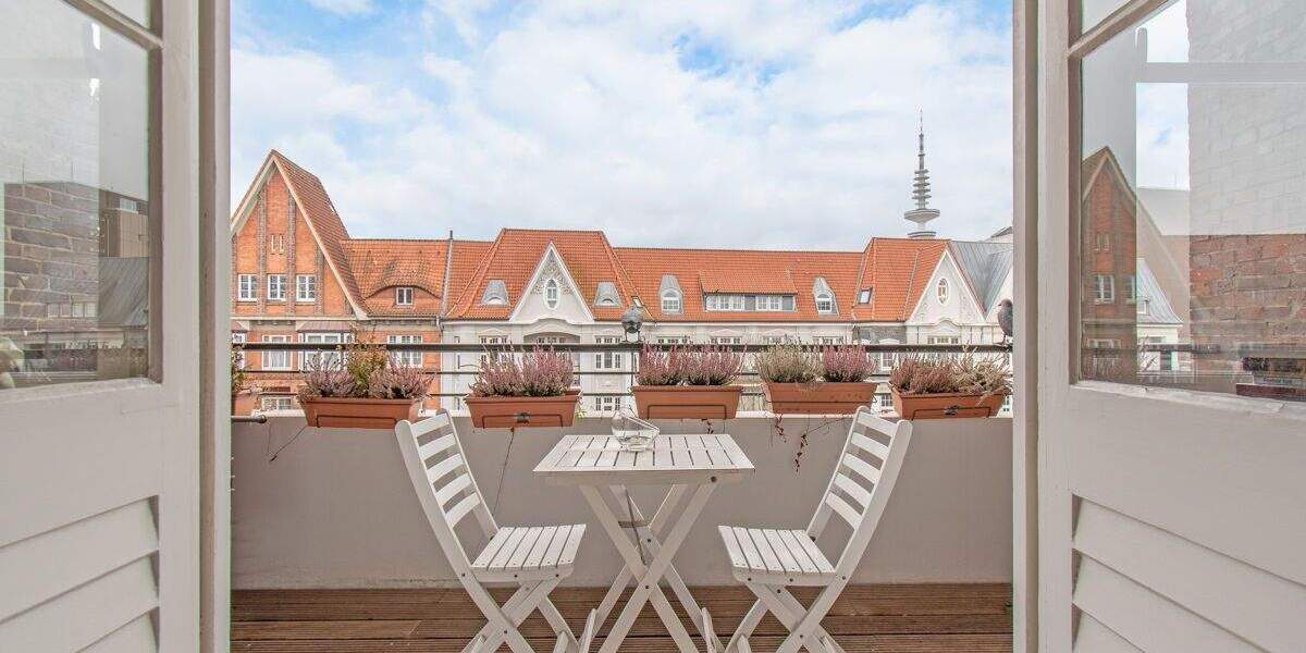 Etagenwohnung Hamburg Rotherbaum - 7 Zimmer, 248 m&sup2;, 2.150.000&euro; | Angebot:25773870