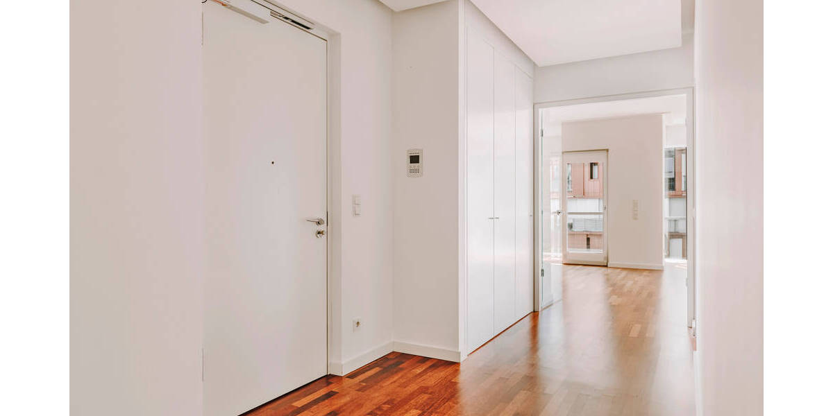 Etagenwohnung Hamburg HafenCity - 3 Zimmer, 107 m&sup2;, 2.195&euro; | Angebot:26391903