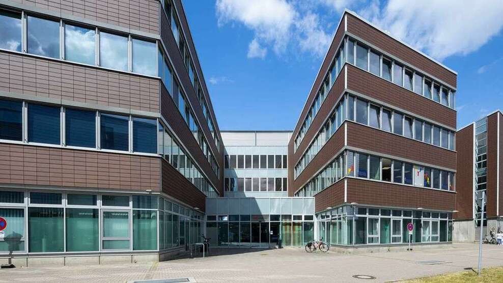 Büro in Hamburg-Harburg 3.820,50 € 283 m²
