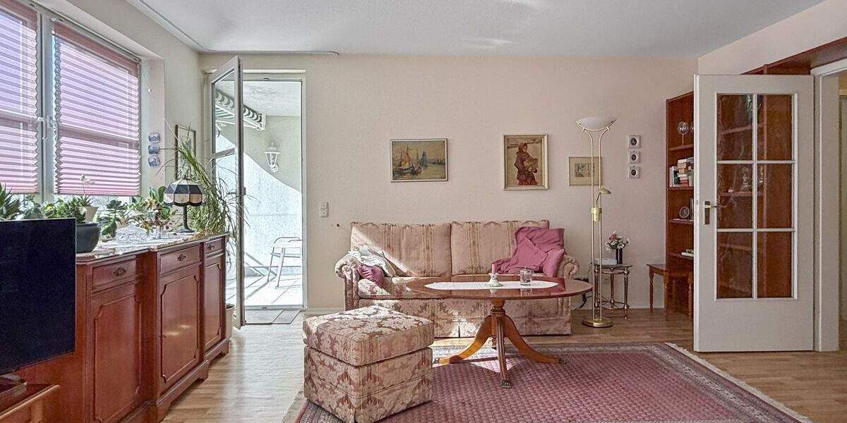 Etagenwohnung Hamburg Hummelsbüttel - 2 Zimmer, 74 m&sup2;, 1.135&euro; | Angebot:25896371