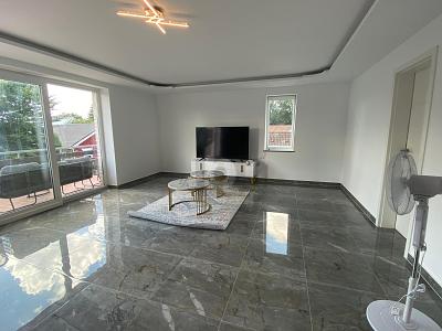 FAMILIENTAUGLICH ALS ERSTBEZUG 4 zimmer