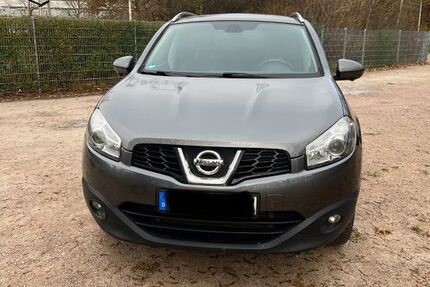 Nissan Qashqai 214.456 km 5.200 &euro; Hamburg 21147