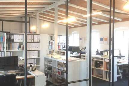 Gewerbeobjekt Hamburg Altona-Nord - 300&euro; | Angebot:25557311