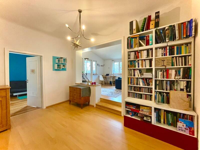 Hausgefühle - Eigentumswohnung in einem Zweifamilienhaus mit großem Gartenanteil