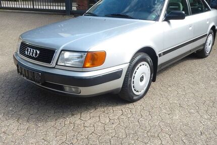 Audi 100