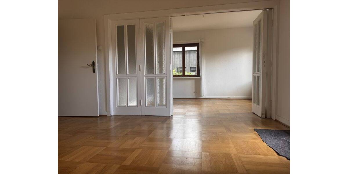 Einfamilienhaus Pinneberg - 7 Zimmer, 140 m&sup2;, 2.170&euro; | Angebot:26908840