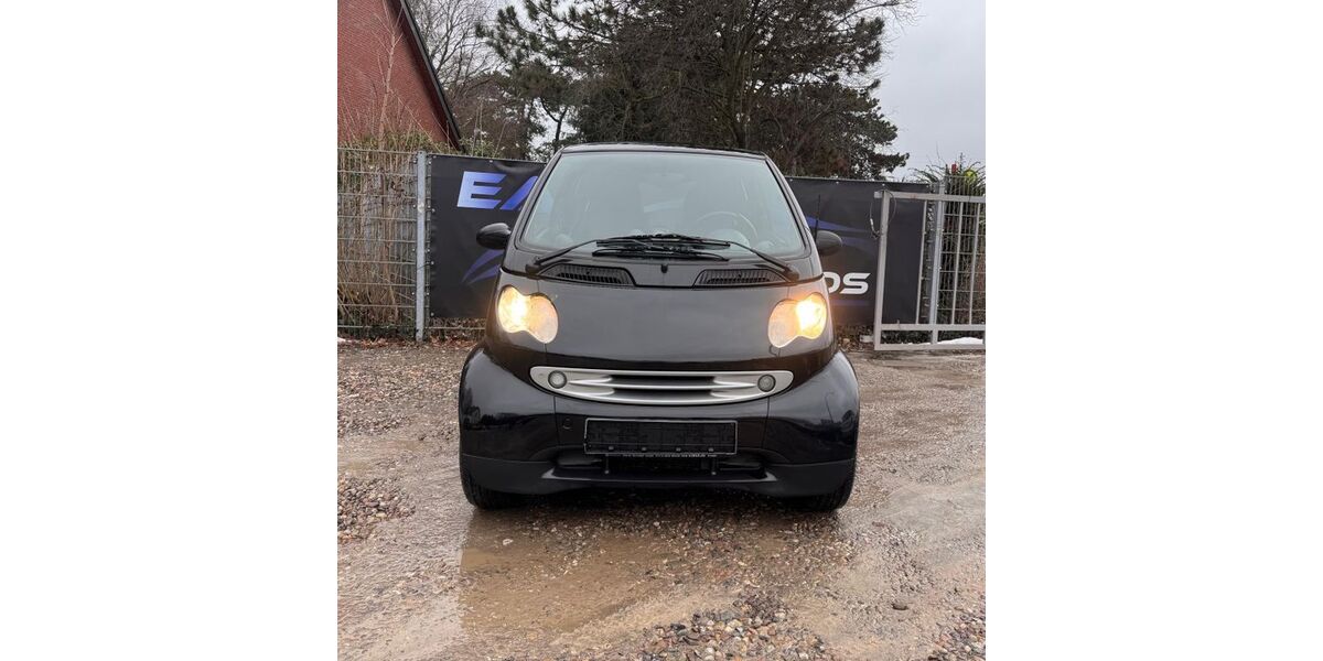 Smart ForTwo 136.014 km 2.499 &euro; Hamburg 22045