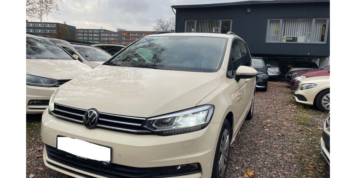 VW Touran 390.000 km 8.200 &euro; Hamburg 20537