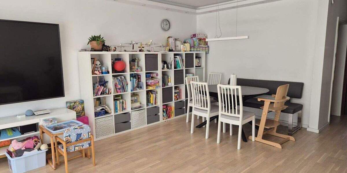 Reihenmittelhaus Norderstedt Harksheide - 4 Zimmer, 114 m&sup2;, 1.920&euro; | Angebot:25672712