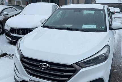 Hyundai TUCSON 154.372 km 11.900 &euro; Buxtehude 21614