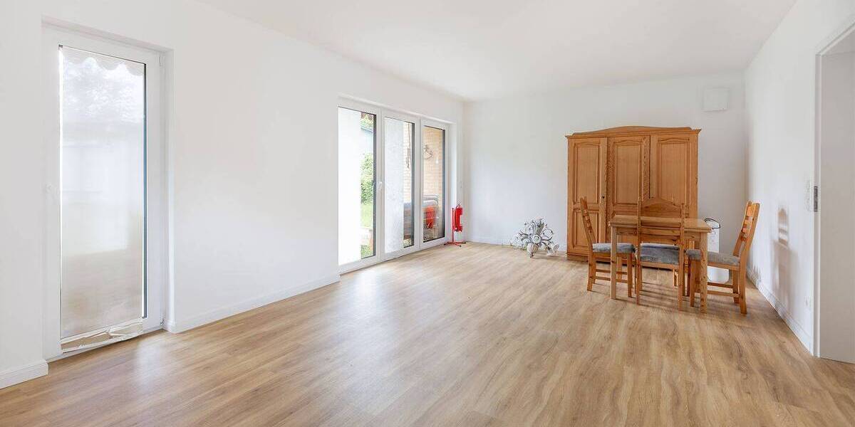 Einfamilienhaus Hamburg Poppenbüttel - 4 Zimmer, 107 m&sup2;, 2.160&euro; | Angebot:26843765