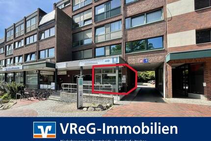 Zentral in Reinbek: 66?m² (vermietete) Büro-Praxisfläche im EG, vielfältig nutzbar + TG-Stellplatz