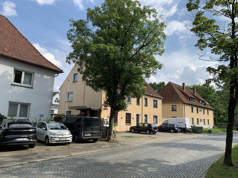Solide Kapitalanlage: 2,5-Zimmer-Wohnung in kleinem Mehrparteienhaus 2.5 zimmer