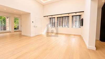 LUXUSWOHNEN AUF ZWEI ETAGEN - Einfamilienhaus Hamburg Wellingsbüttel Wellingsbüttel | Angebot:26592444