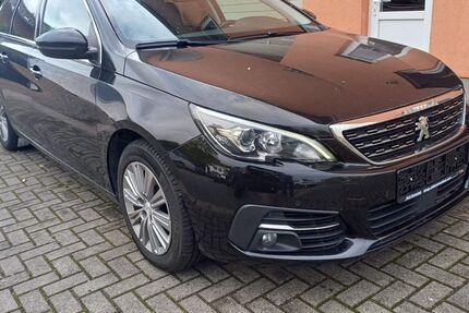 Peugeot 308 165.000 km 9.490 € Pinneberg 25421