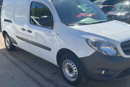 Mercedes-Benz Citan 150.900 km 8.990 &euro; Hamburg 21107