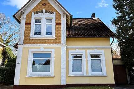 Haus Ahrensburg - 7 Zimmer, 155 m&sup2;, 425.000&euro; | Angebot:26778770