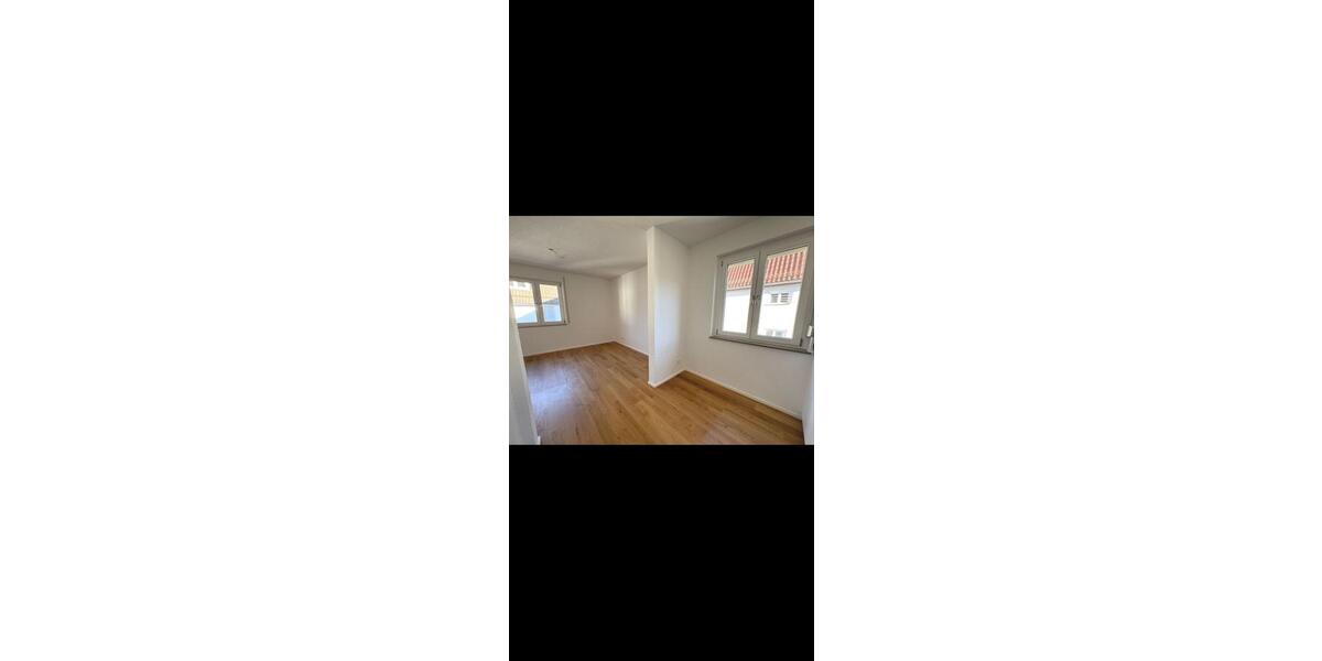 Etagenwohnung Hamburg Wandsbek - 3 Zimmer, 90 m&sup2;, 1.500&euro; | Angebot:26115698