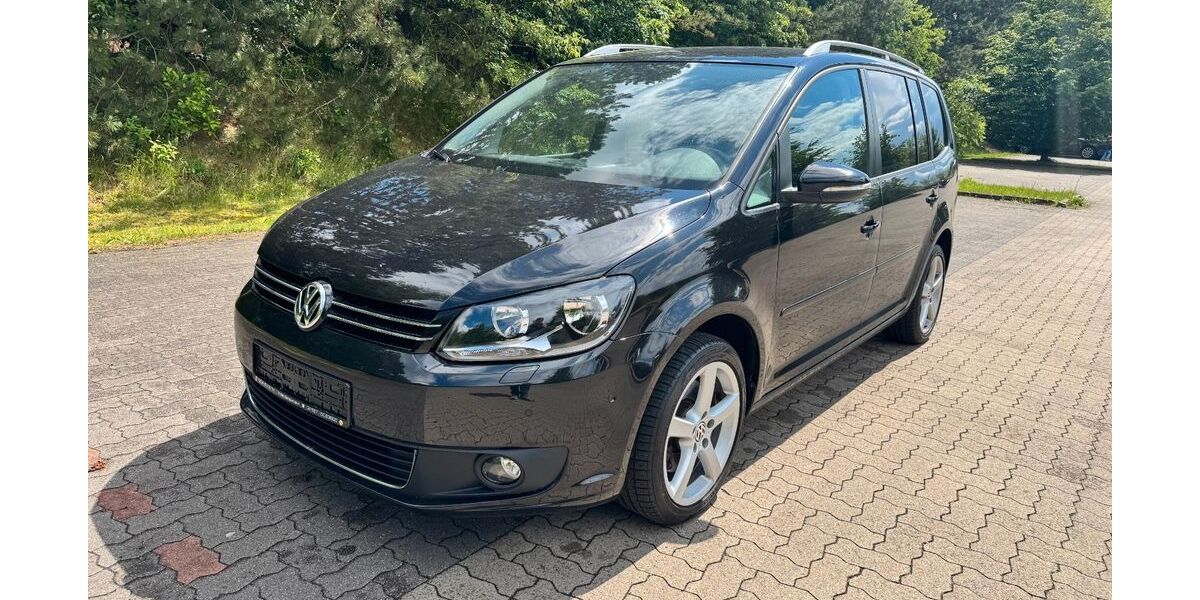 VW Touran 163.399 km 7.999 &euro; Buchholz 21244