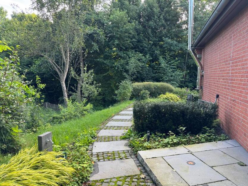 Möbliertes Einfamilienhaus, Norderstedt, befristet (6–12 Monate)